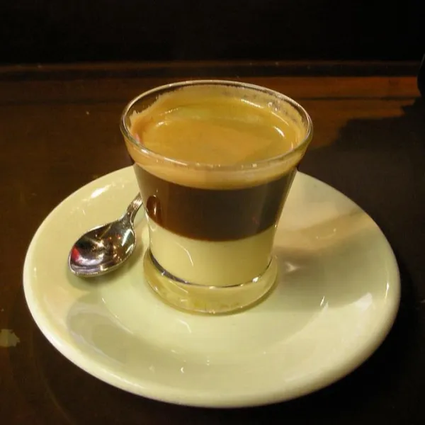 CAFÉ capuchino